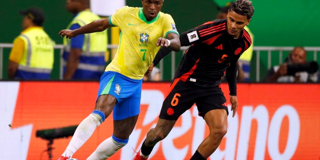 Vinicius Júnior decide e Brasil derrota Colômbia pelas Eliminatórias Vinicius Júnior decide e Brasil derrota Colômbia pelas Eliminatórias