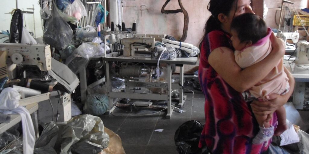 Brasil tem 3,4 mil mulheres resgatadas de trabalho escravo em 10 anos Brasil tem 3,4 mil mulheres resgatadas de trabalho escravo em 10 anos